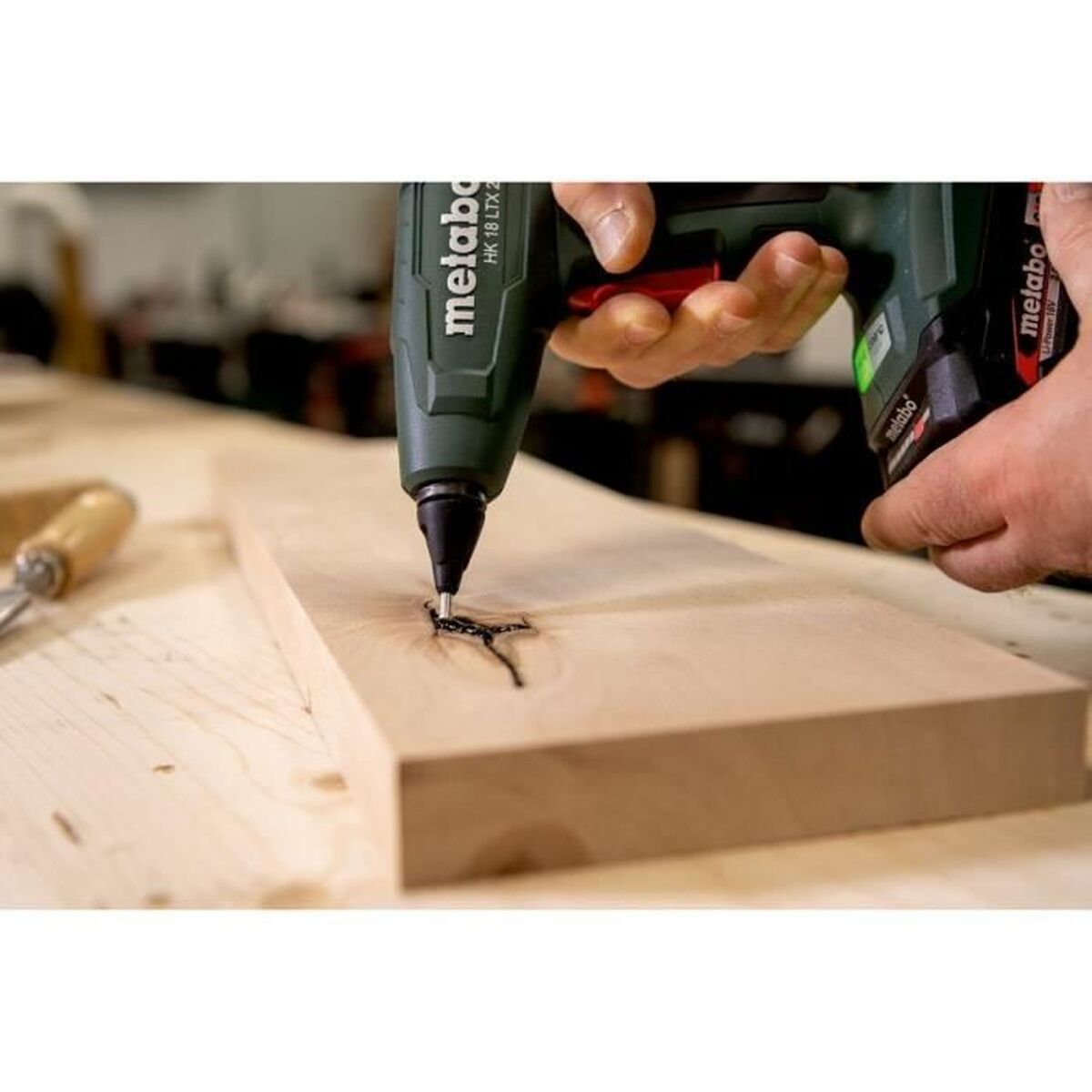 Silicone gun Metabo HK 18 LTX 20 Black 18 W-3