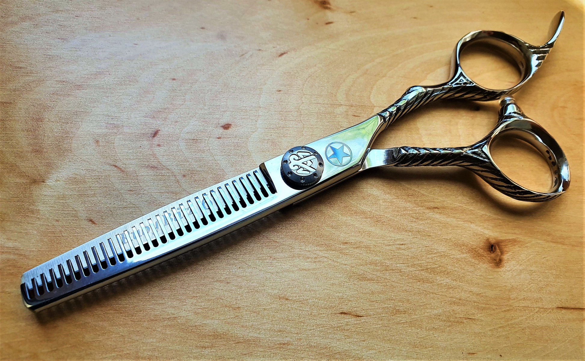 Sternsteiger Ruby Blitz hair shears Set in 6 inches-1